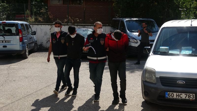 Tokat’ta 6 villaya giren 3 hırsız yakalandı