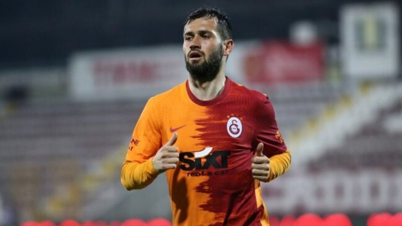Galatasaraylı taraftarlardan Ömer Bayram'a tepki