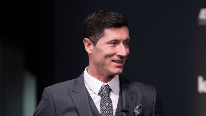 Robert Lewandowski, Avrupa Altın Ayakkabı ödülünü kazandı