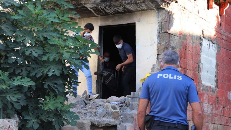 Gaziantep'te metruk binada erkek cesedi bulundu