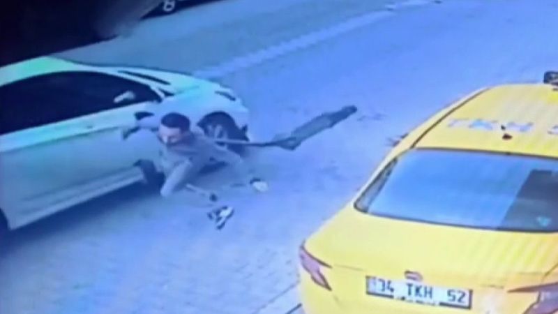 Esenyurt'ta 'şakacı amca' yeğenine çarptı