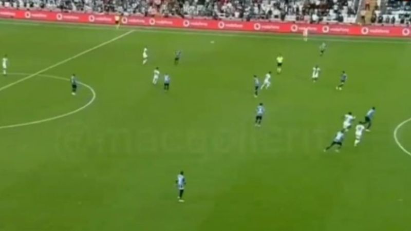 Josef orta sahadan gol attı