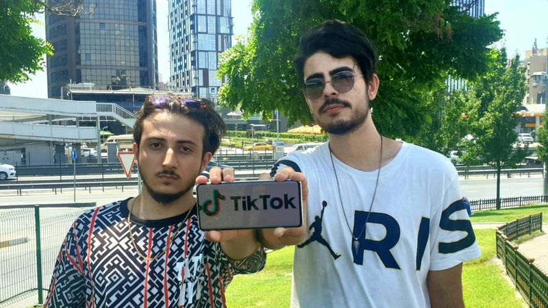 TikTok'un açığını bulan liseliler, 20 bin dolarlık ödülü almadı