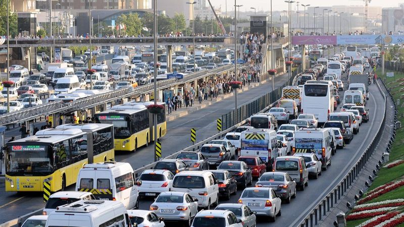 Trafiğe kaydı yapılan taşıt sayısı yüzde 18 azaldı