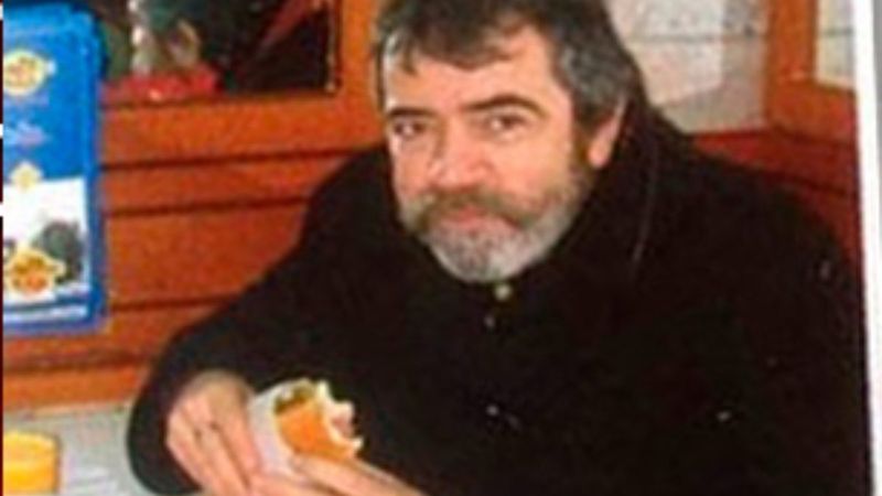 Sanatçı Selçuk Yöntem 'tost fotoğrafı' davasını kazandı