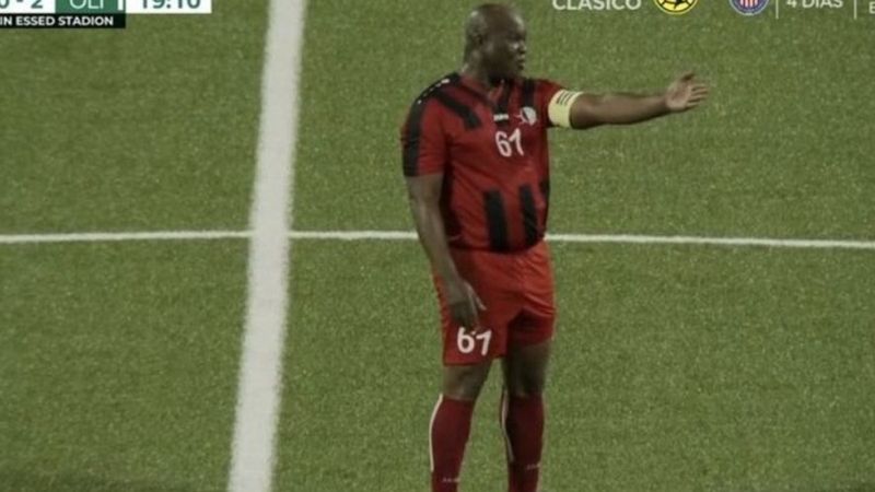 61 yaşındaki Surinam başkan yardımcısı sahada