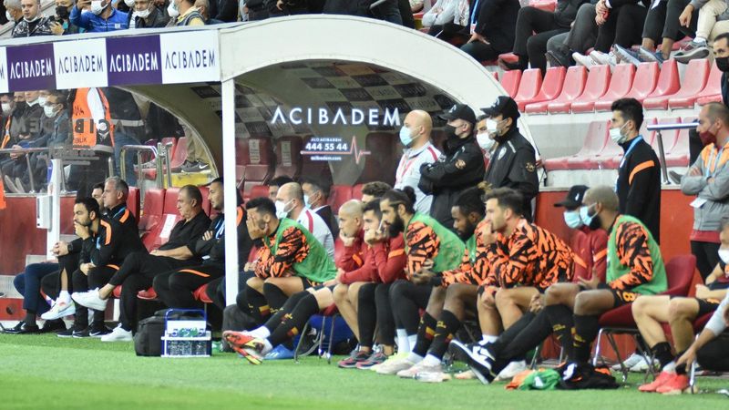 Fatih Terim'den İbrahim Akdağ'a: Hayırdır sen kimsin