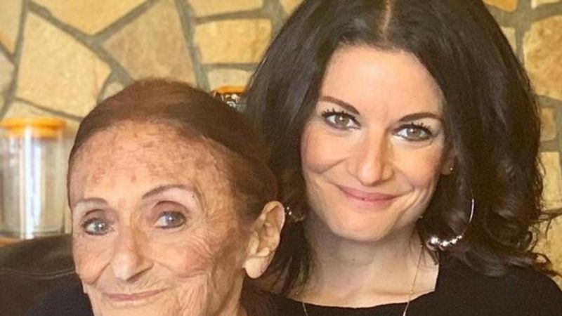 Jehan Barbur'un annesi vefat etti