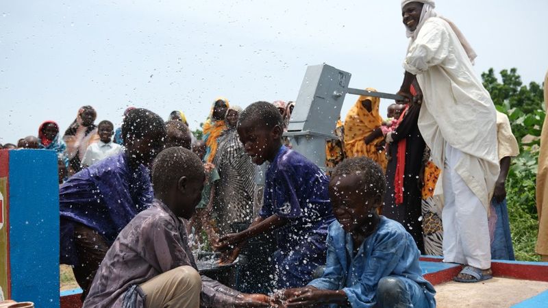 İHH’nın 10 bininci su kuyusu Mali’de açıldı