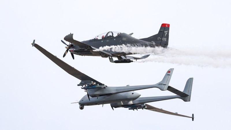 TEKNOFEST gösteri uçuşları heyecan yarattı