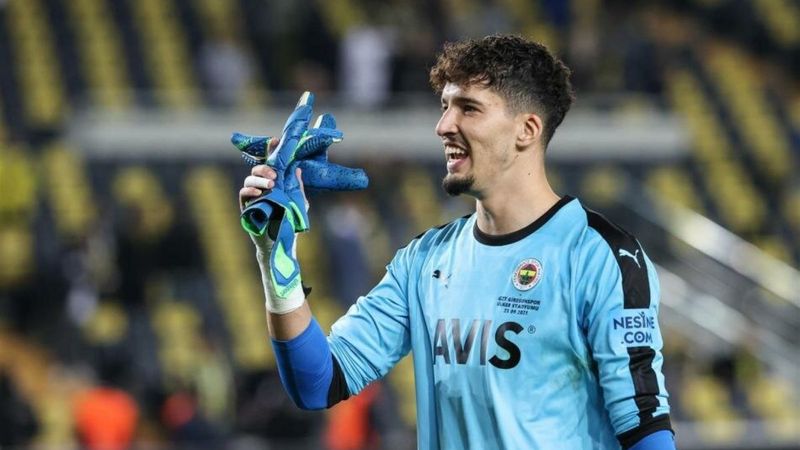 Ajax'tan yetkililer Altay'ı izlemeye geldi