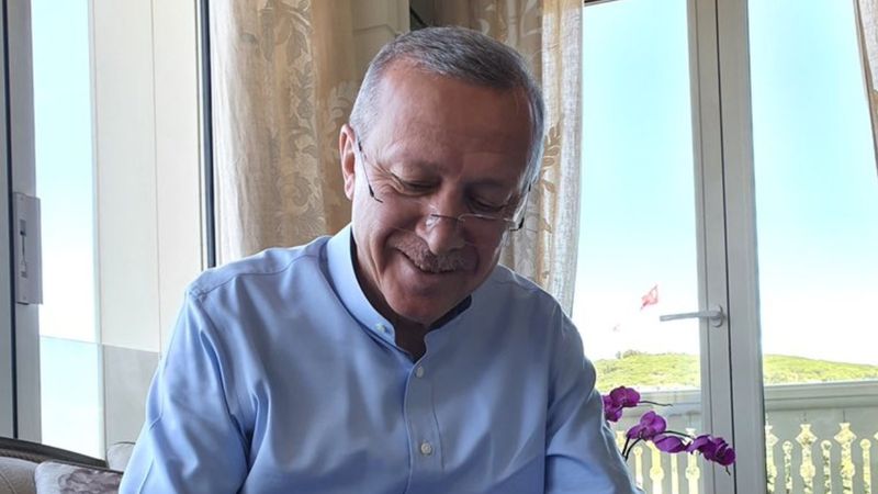 Cumhurbaşkanı Erdoğan’dan tatil günü paylaşımı