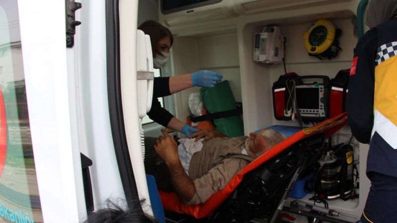 Bolu'da inşaat işçisinin parmağı koptu