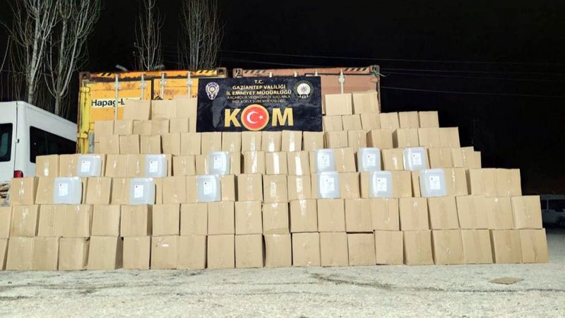 Gaziantep'te 9 şahıs, sahte içki operasyonunda yakalandı