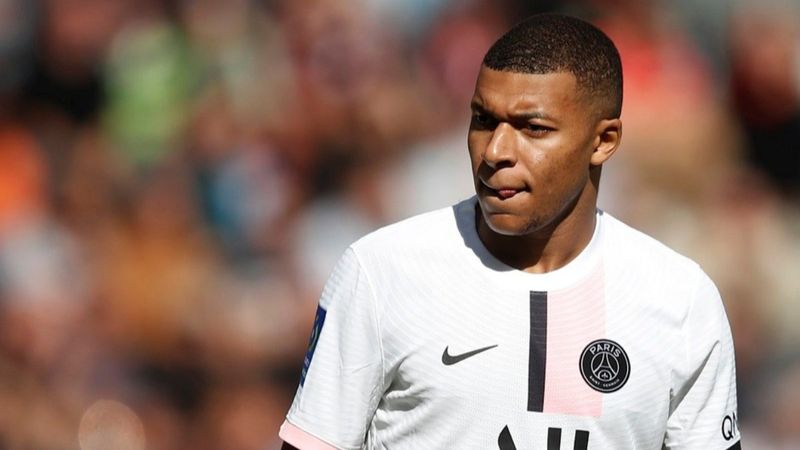 Mbappe: PSG'den ayrılmak istediğimi söylemiştim