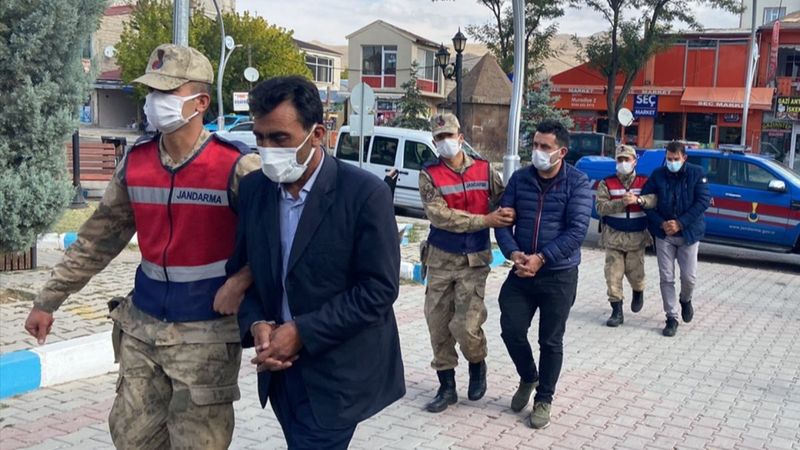 Van'da 27 düzensiz göçmen yakalandı