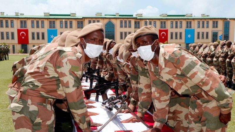 Mehmetçik'in eğittiği Somalili askerler için yemin töreni düzenlendi