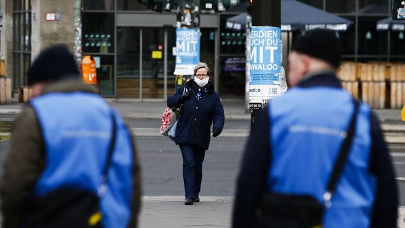 Almanya’da, koronavirüs testleri ücretli oldu