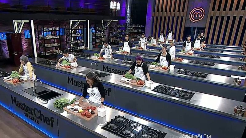 MasterChef'te kaptanlık oyununu kim kazandı? 11 Ekim mavi ve kırmızı takım kaptanı