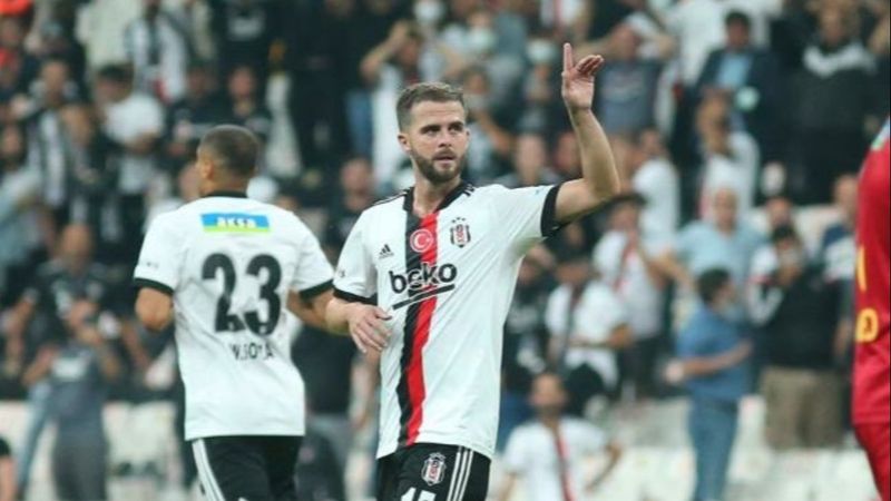 Miralem Pjanic: Haziranda Barcelona'ya döneceğim