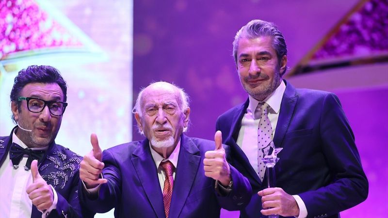 Türk Sinemasını Geçmişten Geleceğe Taşıyanlar ödülleri sahiplerini buldu