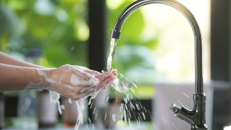 Dünya El Yıkama Günü’nde sabun, dezenfektana karşı