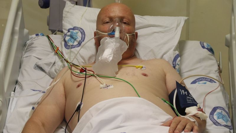 Yoğun bakımdaki korona hastası: Ben gencim demesinler