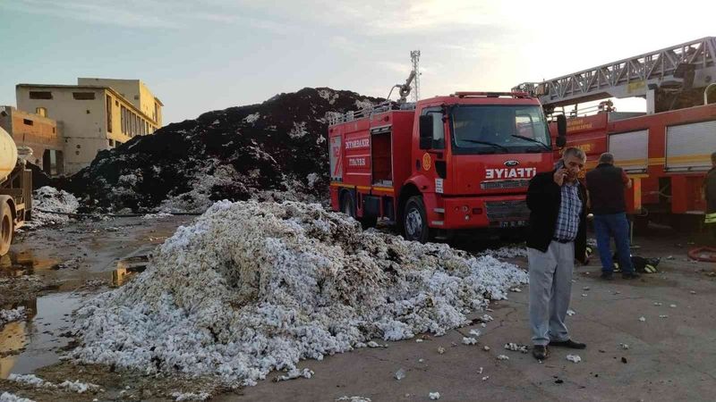 Diyarbakır'da 2,5 ton pamuk yandı