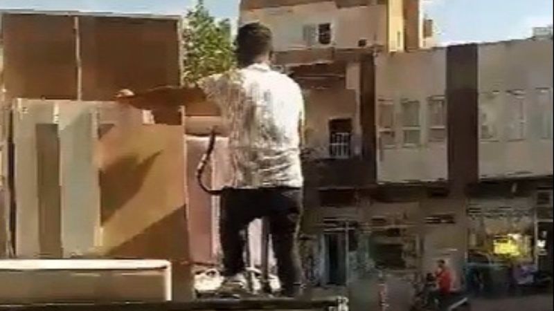 Adıyaman’da seyir halindeki kamyonette spor yaptı