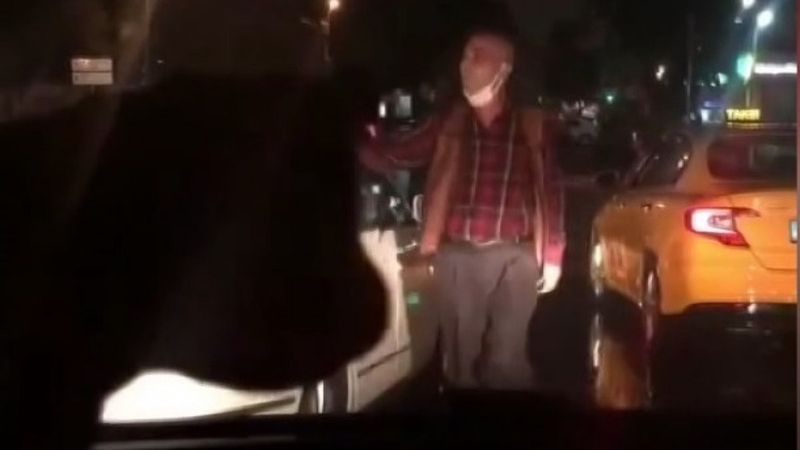 Esenler’de taksi şoförü, otomobilin camını yumruklayıp yol kesti