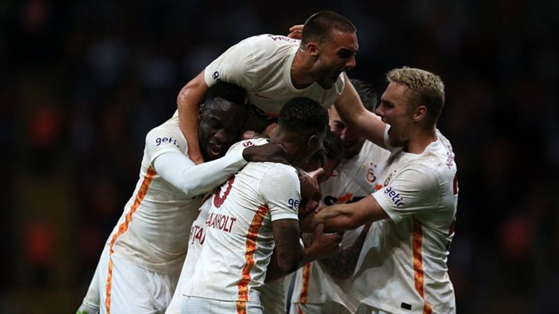 Galatasaray - Konyaspor maçının ilk 11'leri