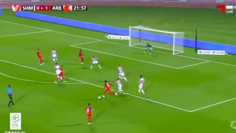 Aaron Boupendza'dan klas gol