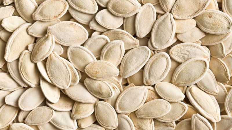 Her gün kabak çekirdeği yemek için 7 bilimsel neden