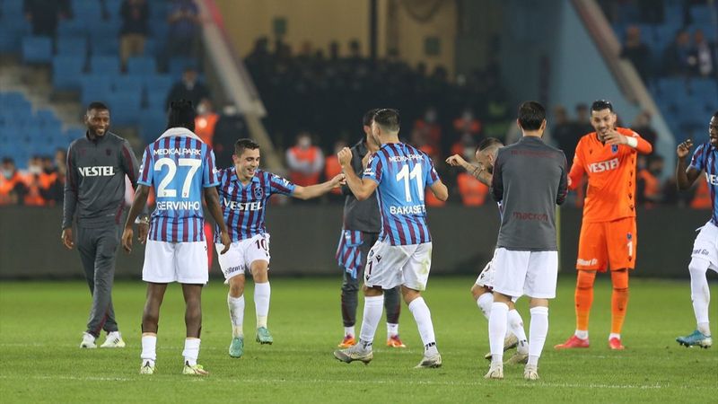 Trabzonsporlu oyuncular kolbastı oynadı