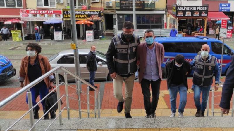 Kocaeli’de, kuyumcuları dolandıran 2 kişi tutuklandı