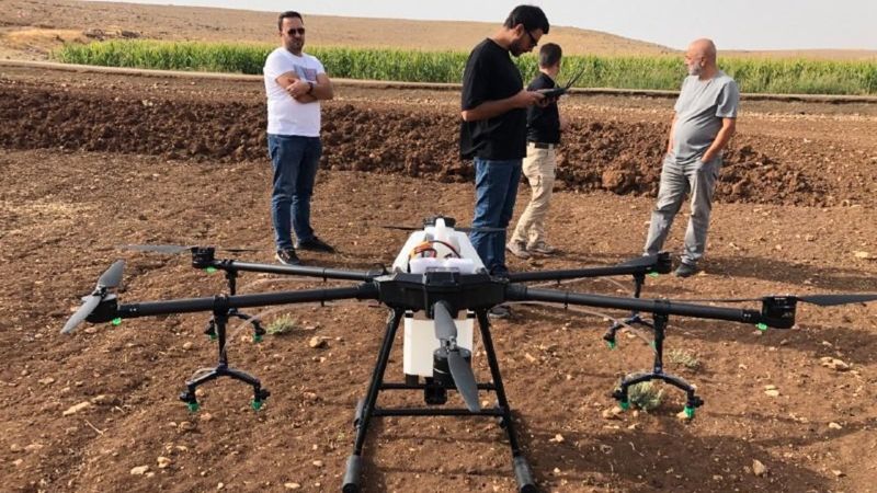 Mardin’de tarlalar drone ile ilaçlanmaya başladı