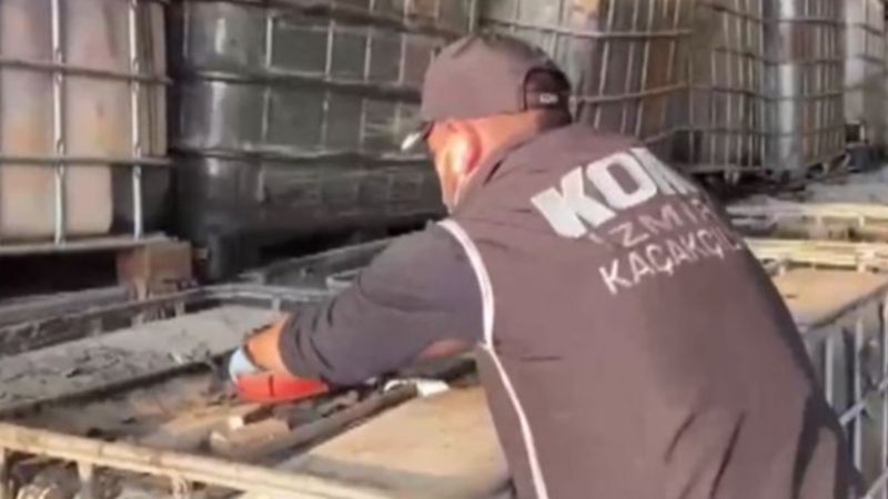 İzmir'de kaçak ürün operasyonu
