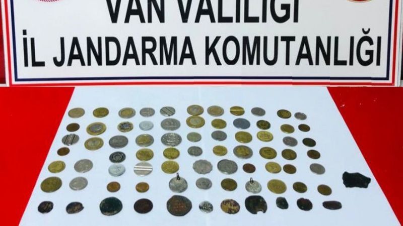 Van'da 76 bronz sikke ele geçirildi