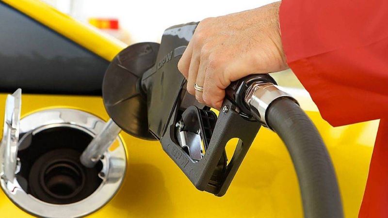 Benzine bir zam daha geldi