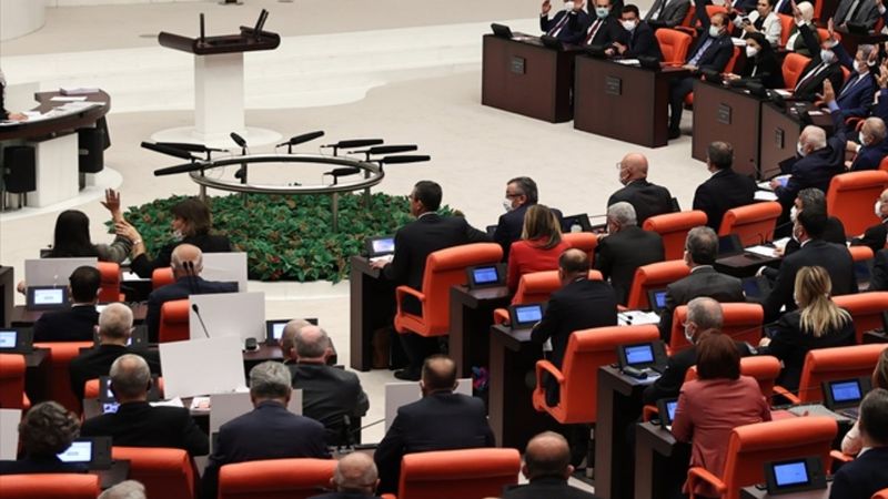 HDP'li Pervin Buldan'dan tezkereye evet oyu