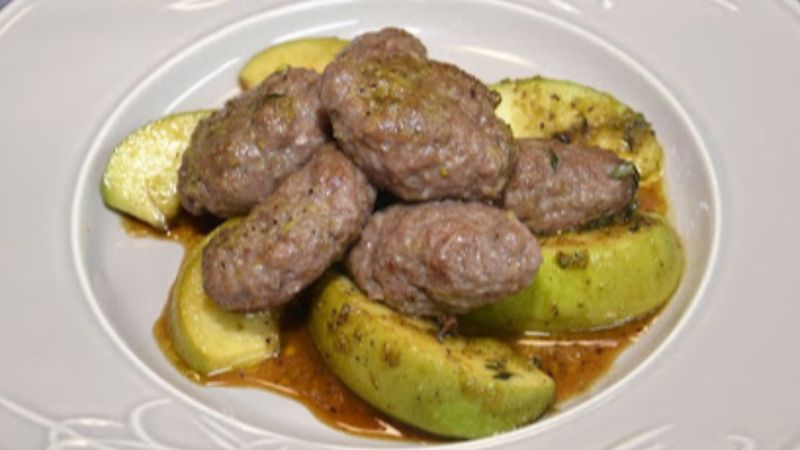 Malatya'nın lezzet şöleni: Elmalı köfte tarifi