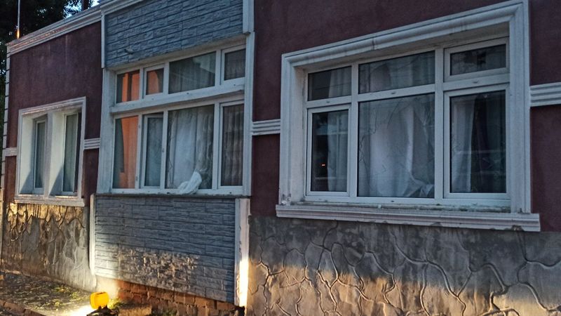 Samsun'da kız çocuğuna taciz iddiası: Evini taşladılar