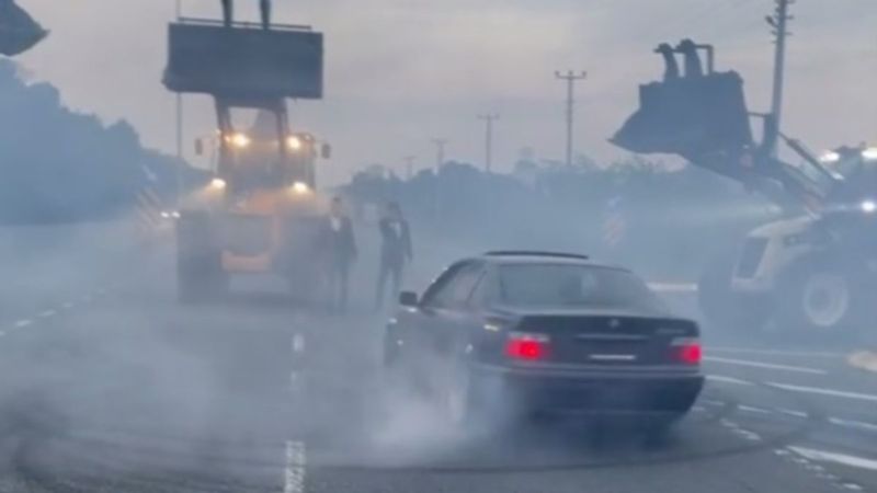 Ordu'da drift atan sürücü ve yolu kapatan kepçe sürücülerine 14 bin lira ceza