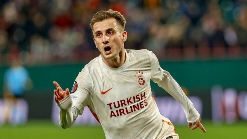 Galatasaray'da iki imza birden