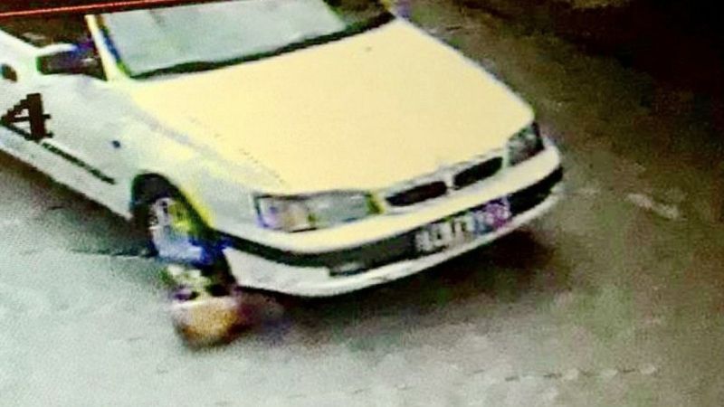 Ümraniye’de, 3 aylık köpeği ezip yoluna devam etti