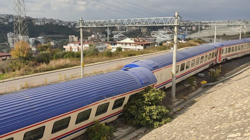 Kocaeli'de tren kazası: Soruşturma başlatıldı