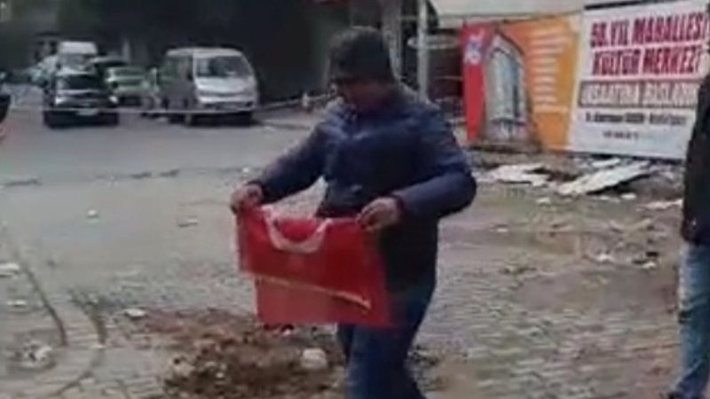 Sultangazi'deki yıkımda operatörün bayrak hassasiyeti