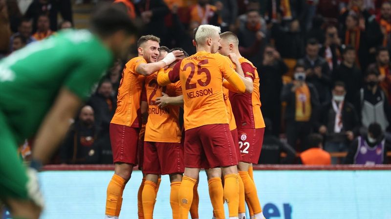 Galatasaray evinde Gaziantep FK'yı rahat geçti