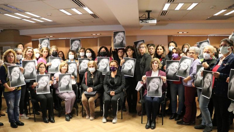 Denizli Kadın Platformu, Şebnem Şirin için basın toplantısı düzenledi