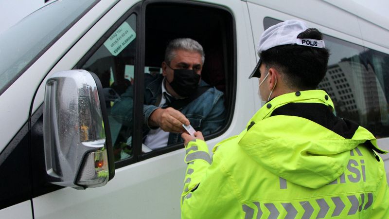 İstanbul'da okul servis araçlarına denetleme